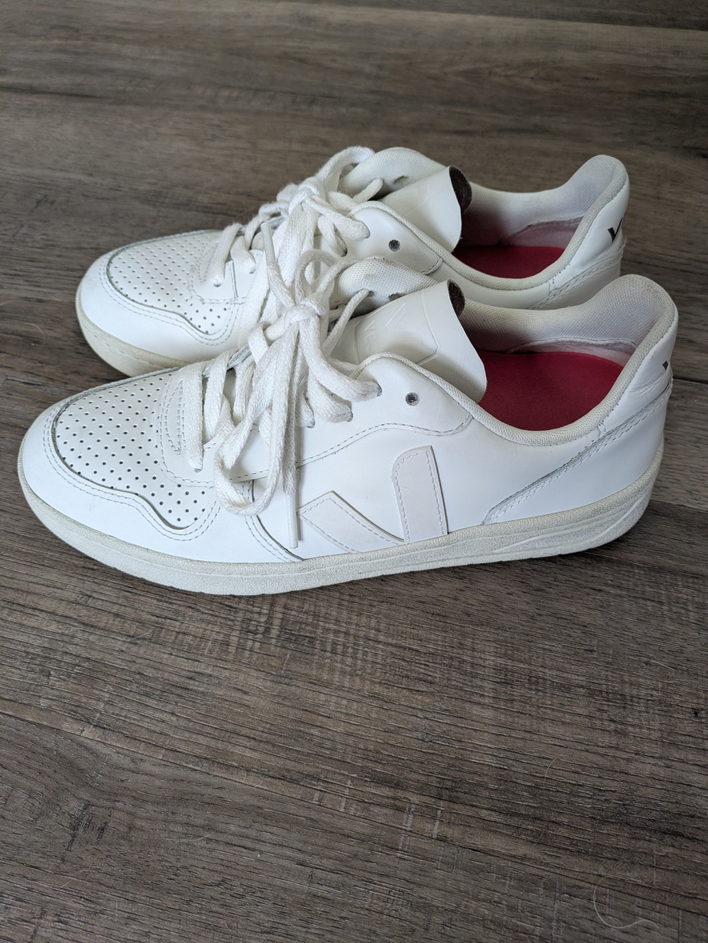 Veja White Leather Sneakers Sz 6